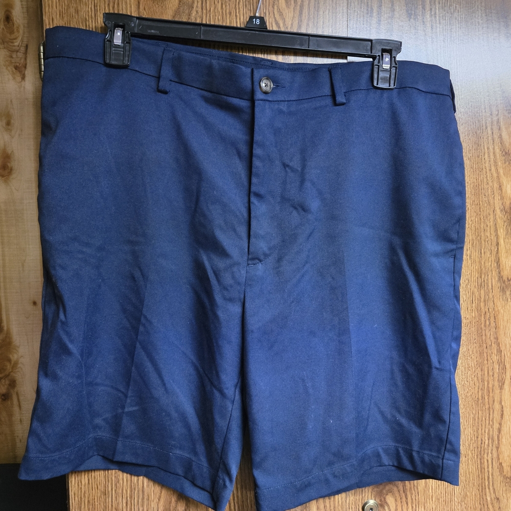 Roundtree & Yorke Navy Flat Front Shorts